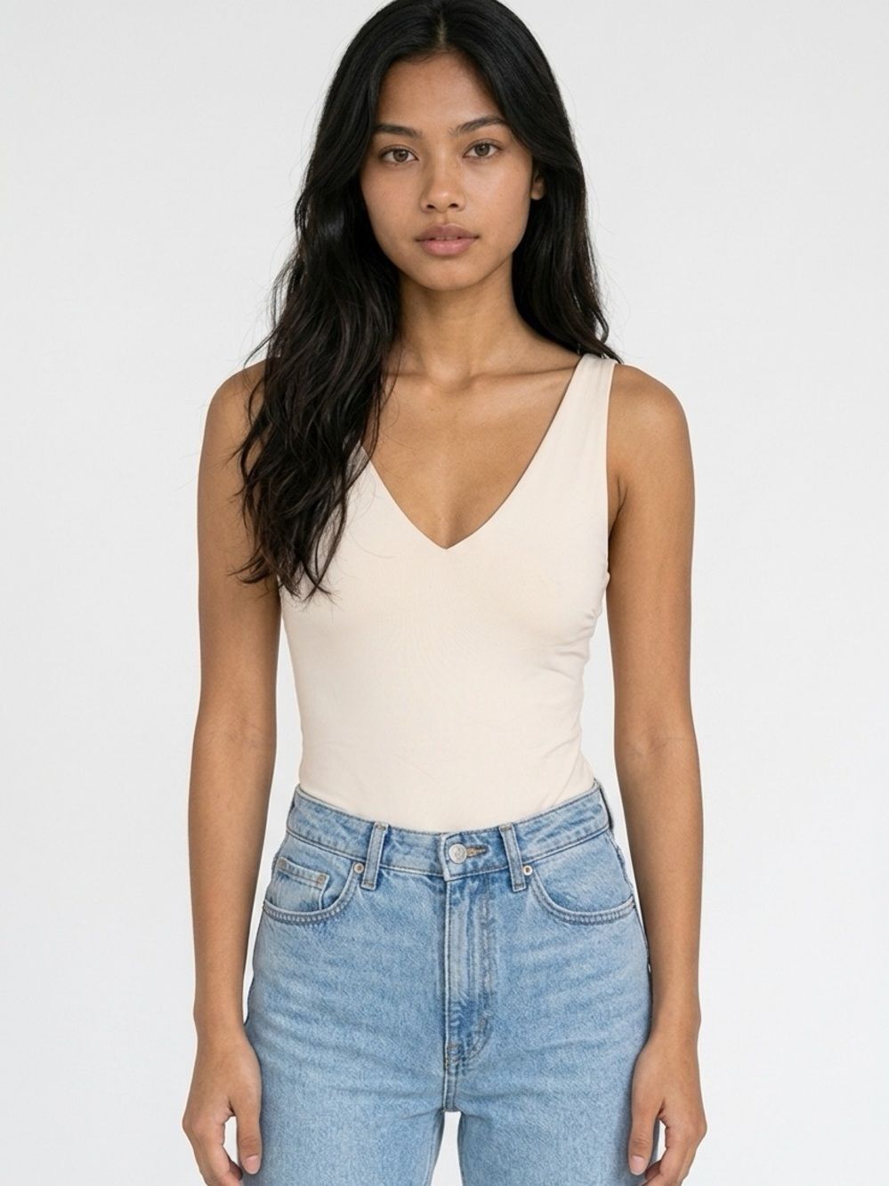 FOREVER 21 | Sleeveless V-Neck Tank Top in Light Peach Women’s Size Medium